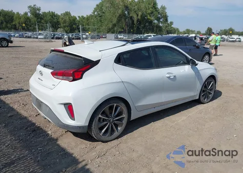 2020 Hyundai Veloster 2.0 Premium z USA, uszkodzony, nr VIN KMHTG6AF3LU025823